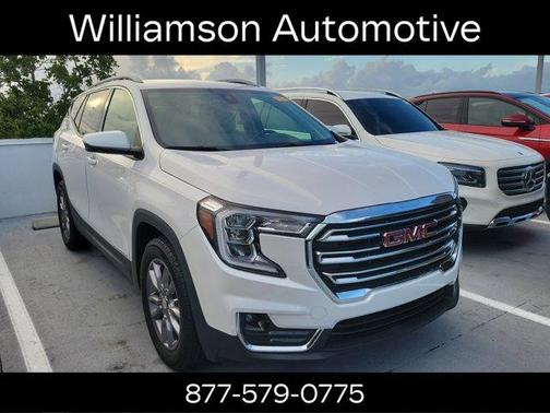 White Frost Tri-Coat 2023 GMC Terrain SLT