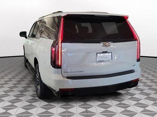 2023 Cadillac Escalade ESV Sport