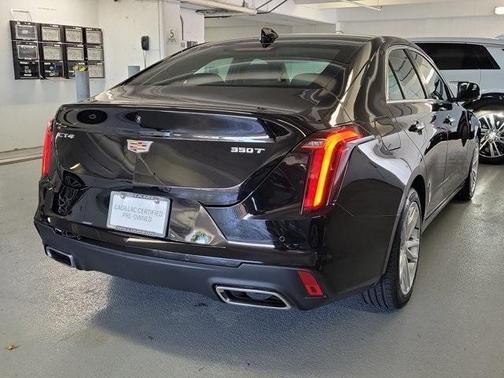 2023 Cadillac CT4 Luxury