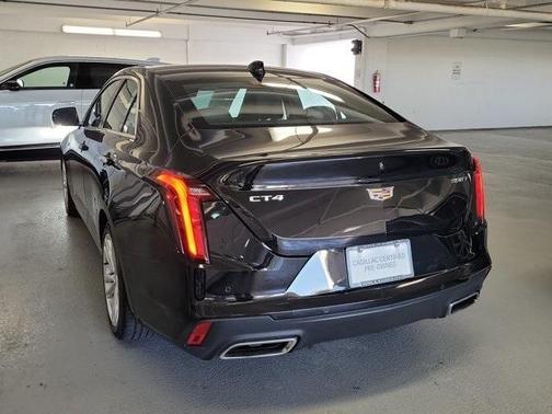 2023 Cadillac CT4 Luxury