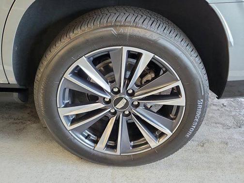 Silver Metallic 2025 Cadillac Escalade Sport