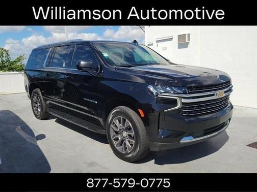 2023 Chevrolet Suburban LT