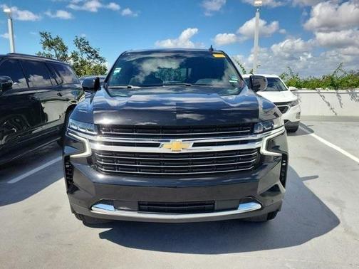 2023 Chevrolet Suburban LT