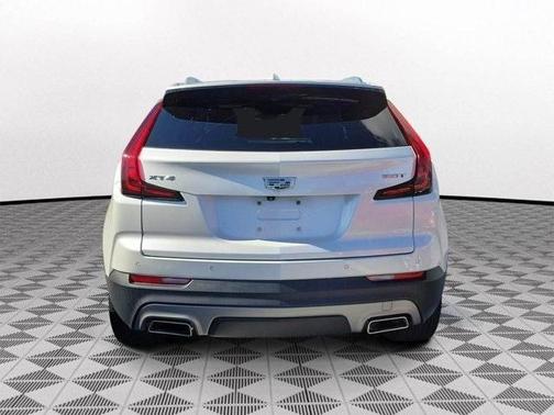 2021 Cadillac XT4 Premium Luxury