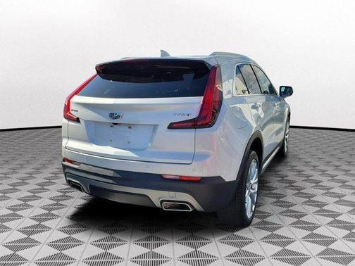 2021 Cadillac XT4 Premium Luxury