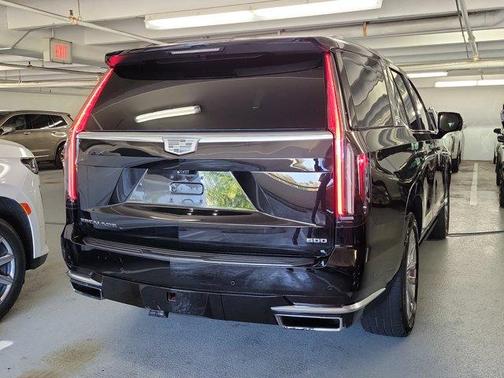 2022 Cadillac Escalade Premium Luxury