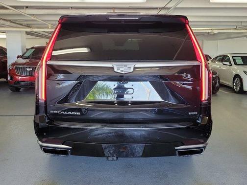 2022 Cadillac Escalade Premium Luxury