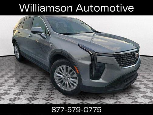 Silver Metallic 2024 Cadillac XT4 Luxury