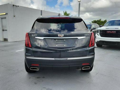 2023 Cadillac XT5 Luxury