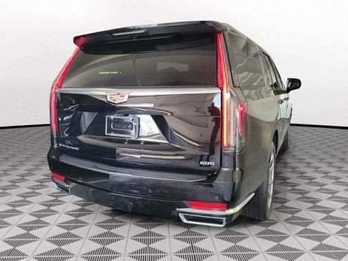 2023 Cadillac Escalade ESV Premium Luxury Platinum