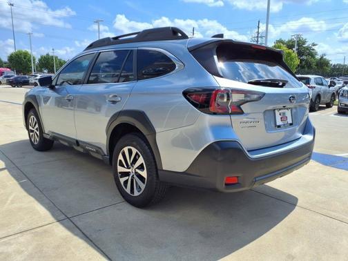 2023 Subaru Outback 2.5i