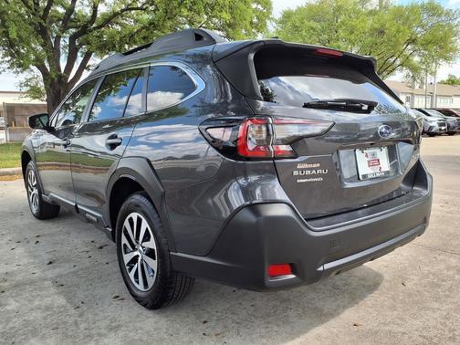 Magnetite Gray 2023 Subaru Outback Premium