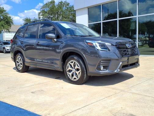 2023 Subaru Forester Premium