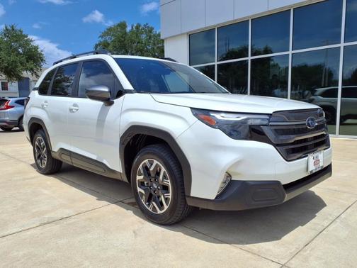 2025 Subaru Forester Premium