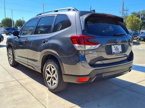 2024 Subaru Forester Premium