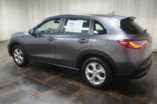 Modern Steel Metallic 2023 Honda HR-V LX