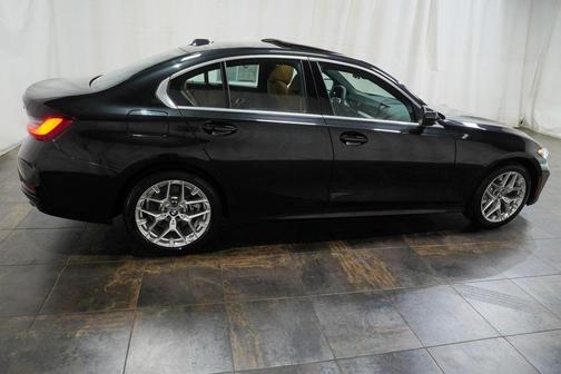 2025 BMW 330 i xDrive