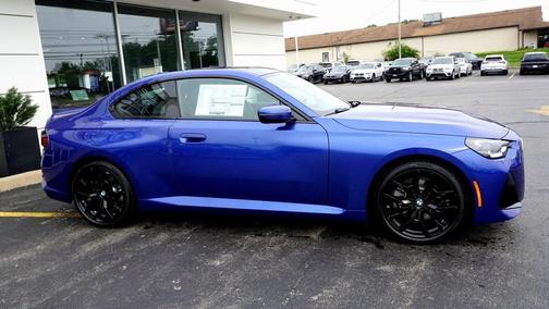 2025 BMW 230 i xDrive