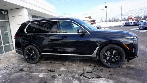 2026 BMW X7 xDrive40i