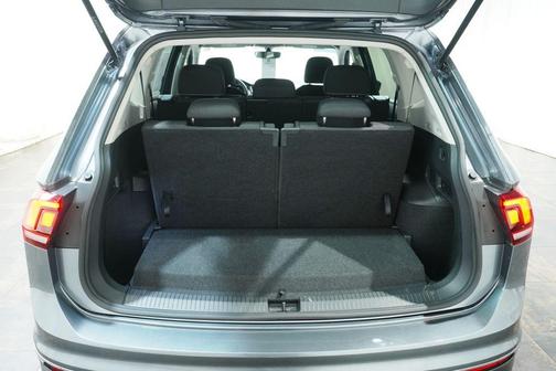 Platinum Gray Metallic 2023 Volkswagen Tiguan 2.0T S