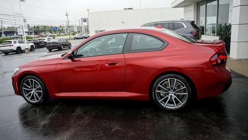 2025 BMW 230 i xDrive