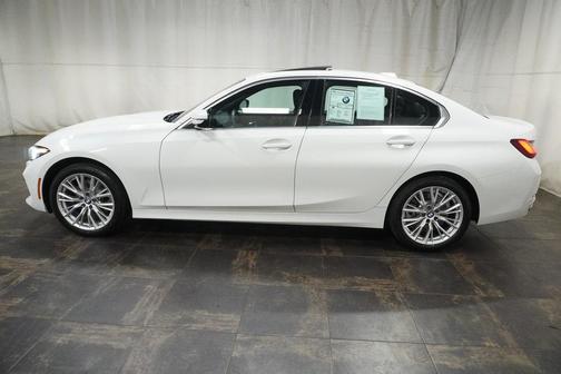 2024 BMW 330 i xDrive