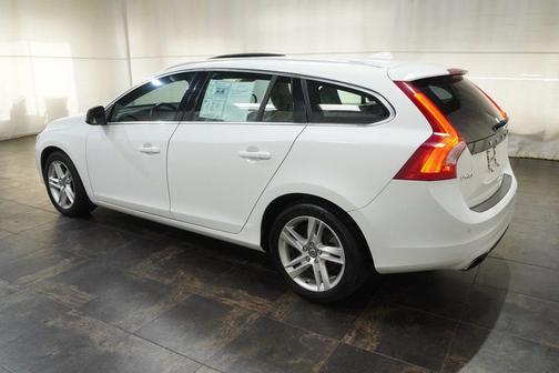 2015 Volvo V60 T5 Premier Plus