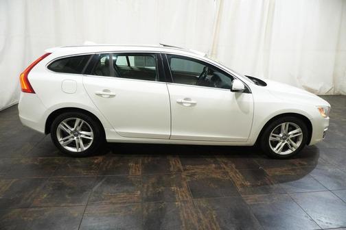 2015 Volvo V60 T5 Premier Plus
