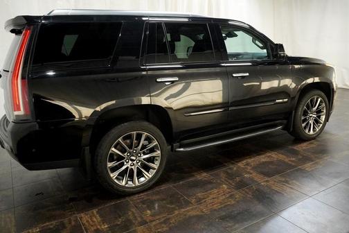 2020 Cadillac Escalade Luxury