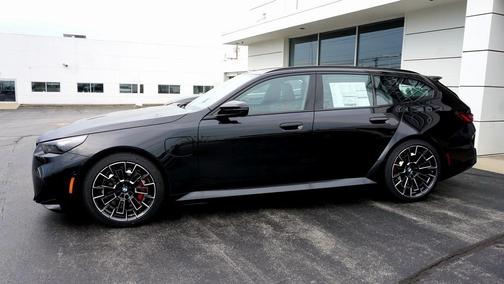 2025 BMW M5 Base