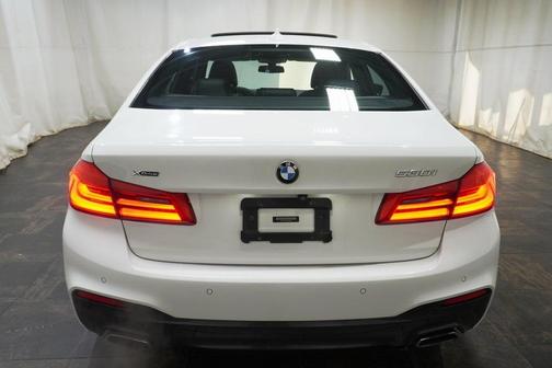 2017 BMW 530 i xDrive