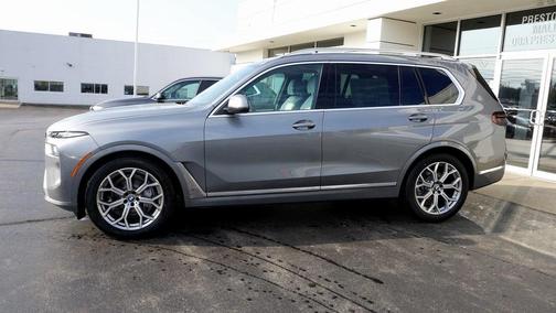 2026 BMW X7 xDrive40i