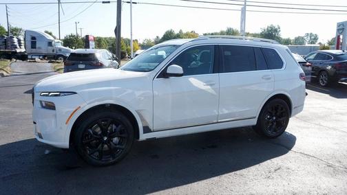 2026 BMW X7 xDrive40i