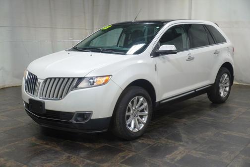 White Platinum Tri-Coat Metallic 2013 Lincoln MKX Base