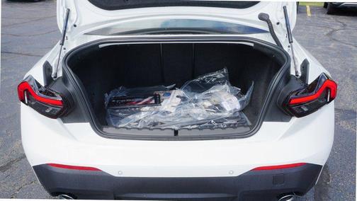 2025 BMW 230 i xDrive