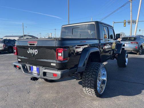 2021 Jeep Gladiator Overland