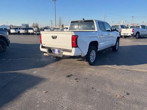 2024 Toyota Tacoma SR5