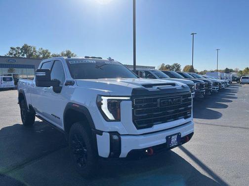 2024 GMC Sierra 2500 AT4