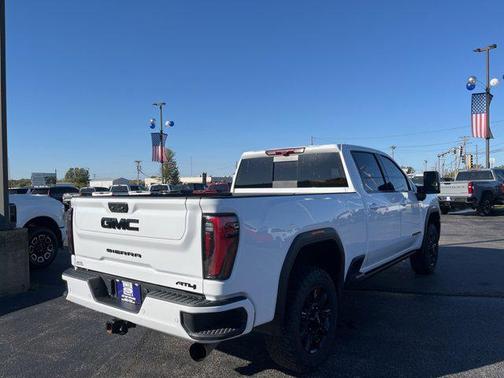 2024 GMC Sierra 2500 AT4