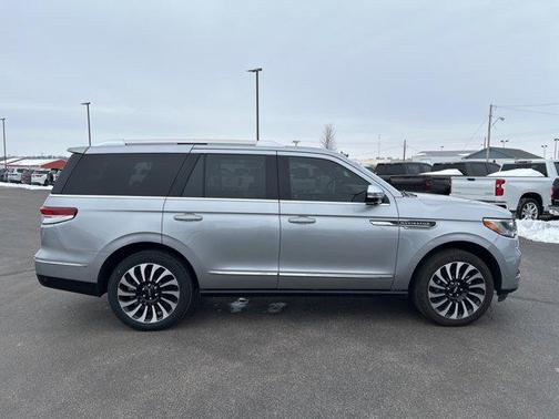 2024 Lincoln Navigator Black Label