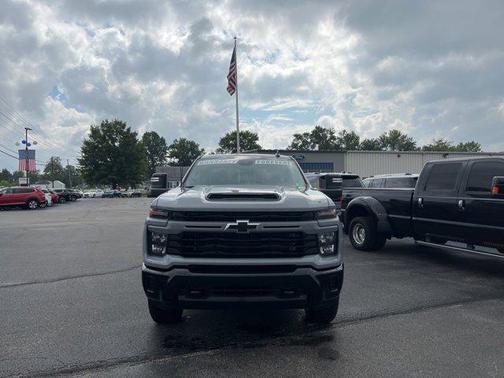 2024 Chevrolet Silverado 2500 Custom