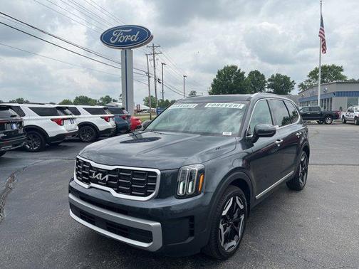 2023 Kia Telluride S