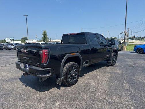 2024 GMC Sierra 2500 AT4