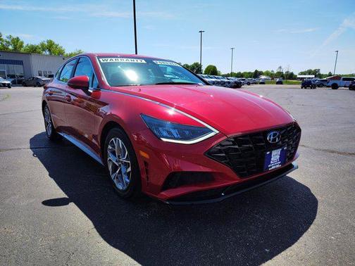2022 Hyundai SONATA SEL