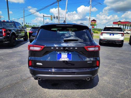 2025 Ford Escape ST-Line Elite
