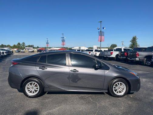 2018 Toyota Prius Four