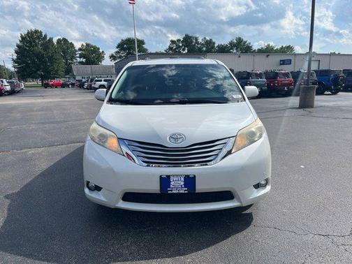 2012 Toyota Sienna XLE