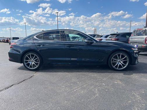 2023 Genesis G70 2.0T AWD