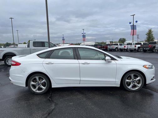 2015 Ford Fusion SE