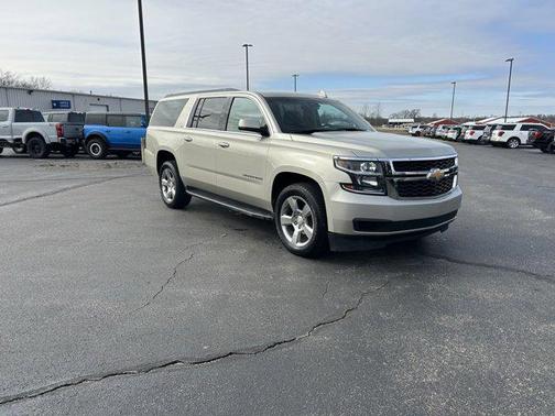 2017 Chevrolet Suburban LT